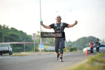 Runner Photo 4458417