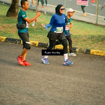 Runner Photo 4458443
