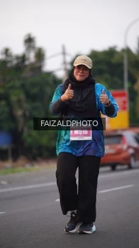 Runner Photo 4458605