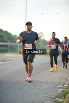 Runner Photo 4458612