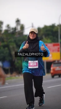 Runner Photo 4458626