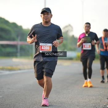 Runner Photo 4458664