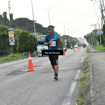 Runner Photo 4458859