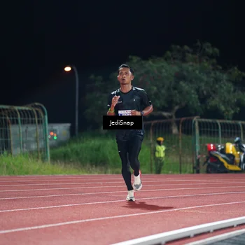 Runner Photo 4458870