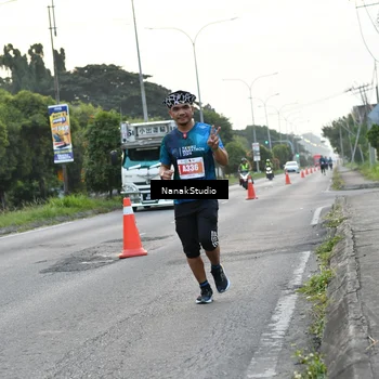 Runner Photo 4458875