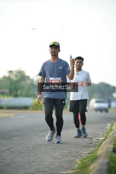 Runner Photo 4459009