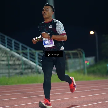 Runner Photo 4459022