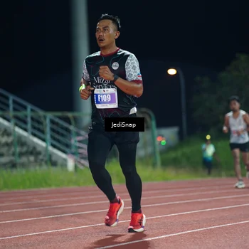 Runner Photo 4459025