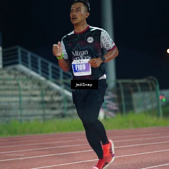 Runner Photo 4459030