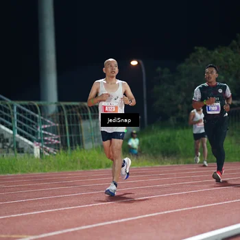Runner Photo 4459042