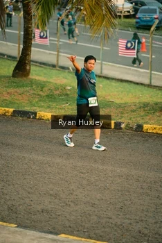 Runner Photo 4459059
