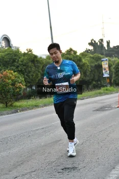 Runner Photo 4459175