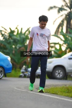Runner Photo 4459373