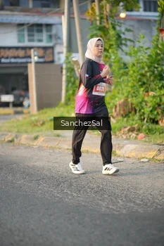 Runner Photo 4459417