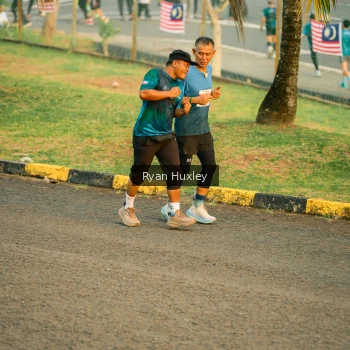Runner Photo 4459446