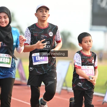 Runner Photo 4459468