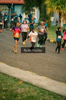 Runner Photo 4459476