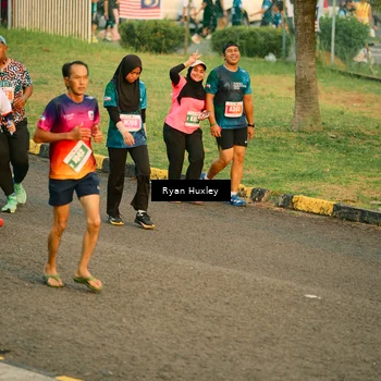 Runner Photo 4459536