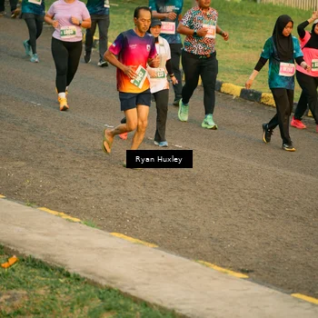 Runner Photo 4459541