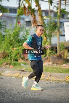 Runner Photo 4459571