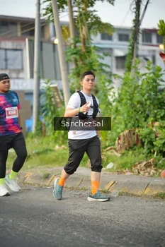 Runner Photo 4459712