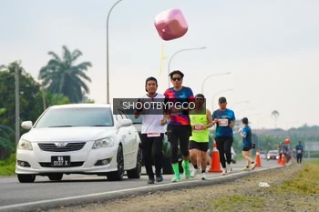 Runner Photo 4459814