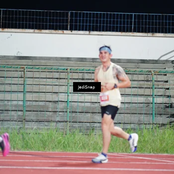 Runner Photo 4459816