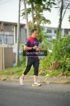 Runner Photo 4459824