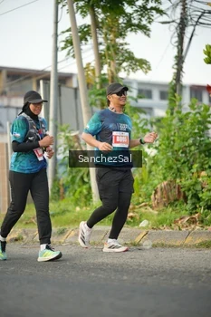 Runner Photo 4459875