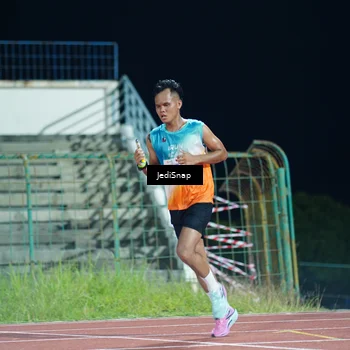 Runner Photo 4459915