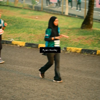 Runner Photo 4459943