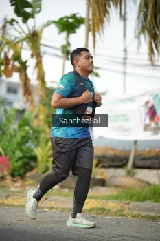 Runner Photo 4460138