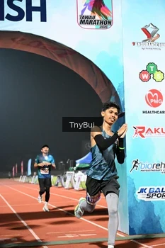 Runner Photo 4460168