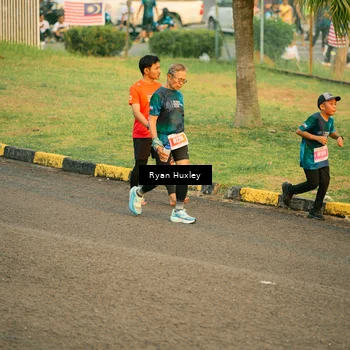 Runner Photo 4460191