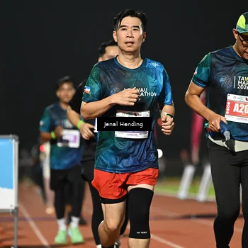 Runner Photo 4460619