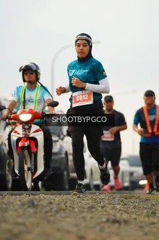 Runner Photo 4460759