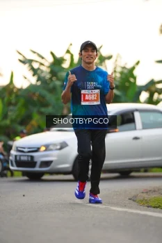 Runner Photo 4460810