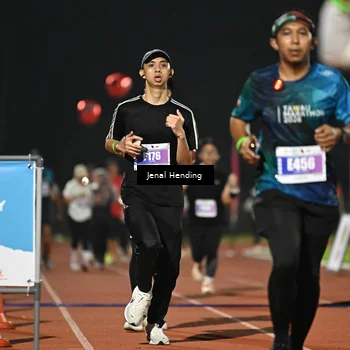 Runner Photo 4460869