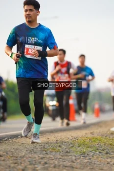 Runner Photo 4461042