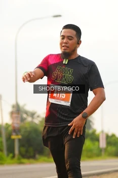 Runner Photo 4461054