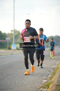 Runner Photo 4461614