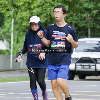 Runner Photo 44629