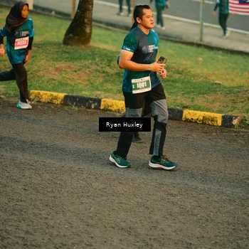 Runner Photo 4463055