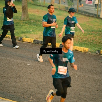 Runner Photo 4463891