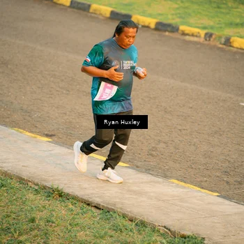 Runner Photo 4464017