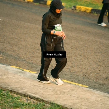 Runner Photo 4464022