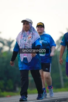 Runner Photo 4464024
