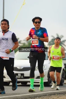 Runner Photo 4464025