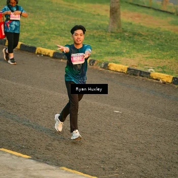 Runner Photo 4464088