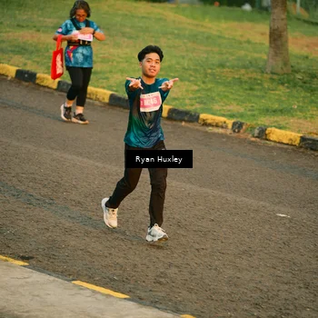 Runner Photo 4464107